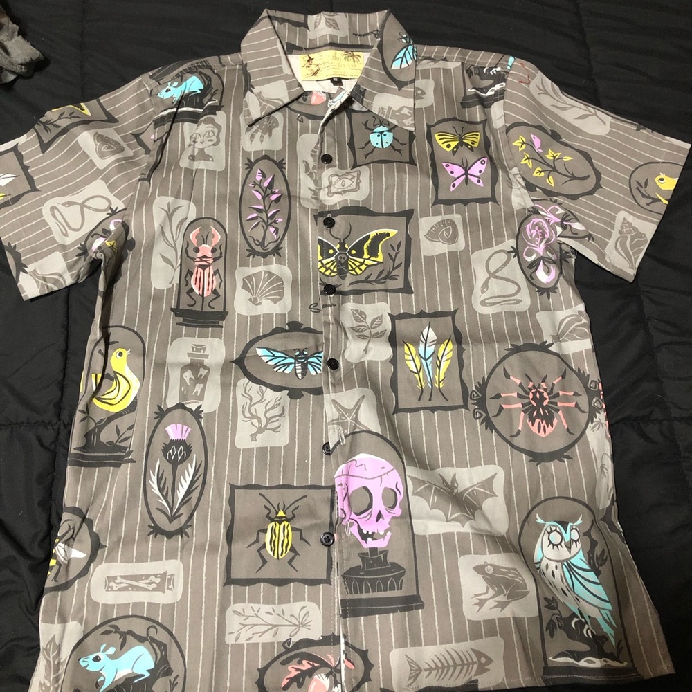 Kitschy Witch Wunderkammer men’s camp shirt small